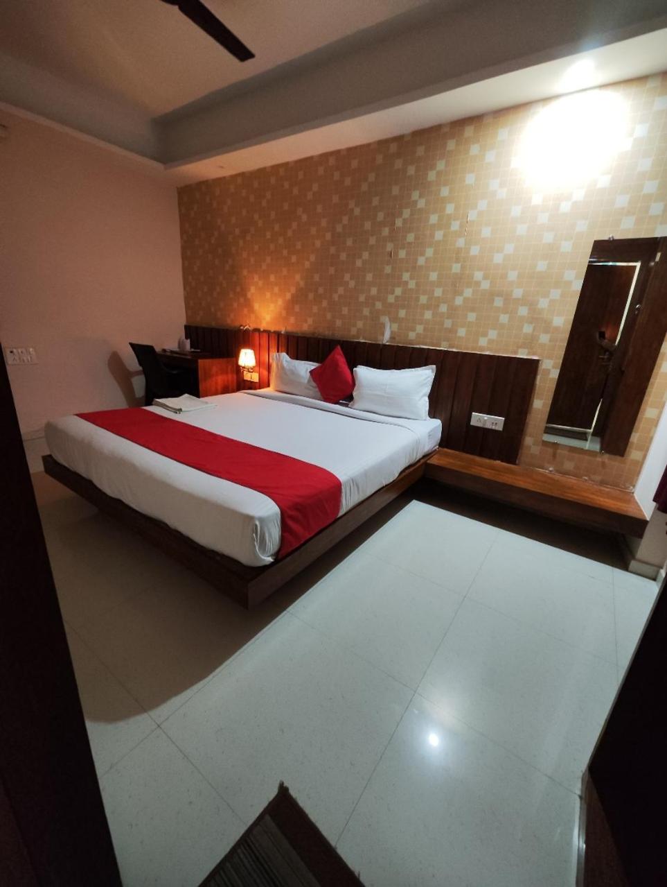 Hotel Rudraksha Inn Deoghar Exterior foto